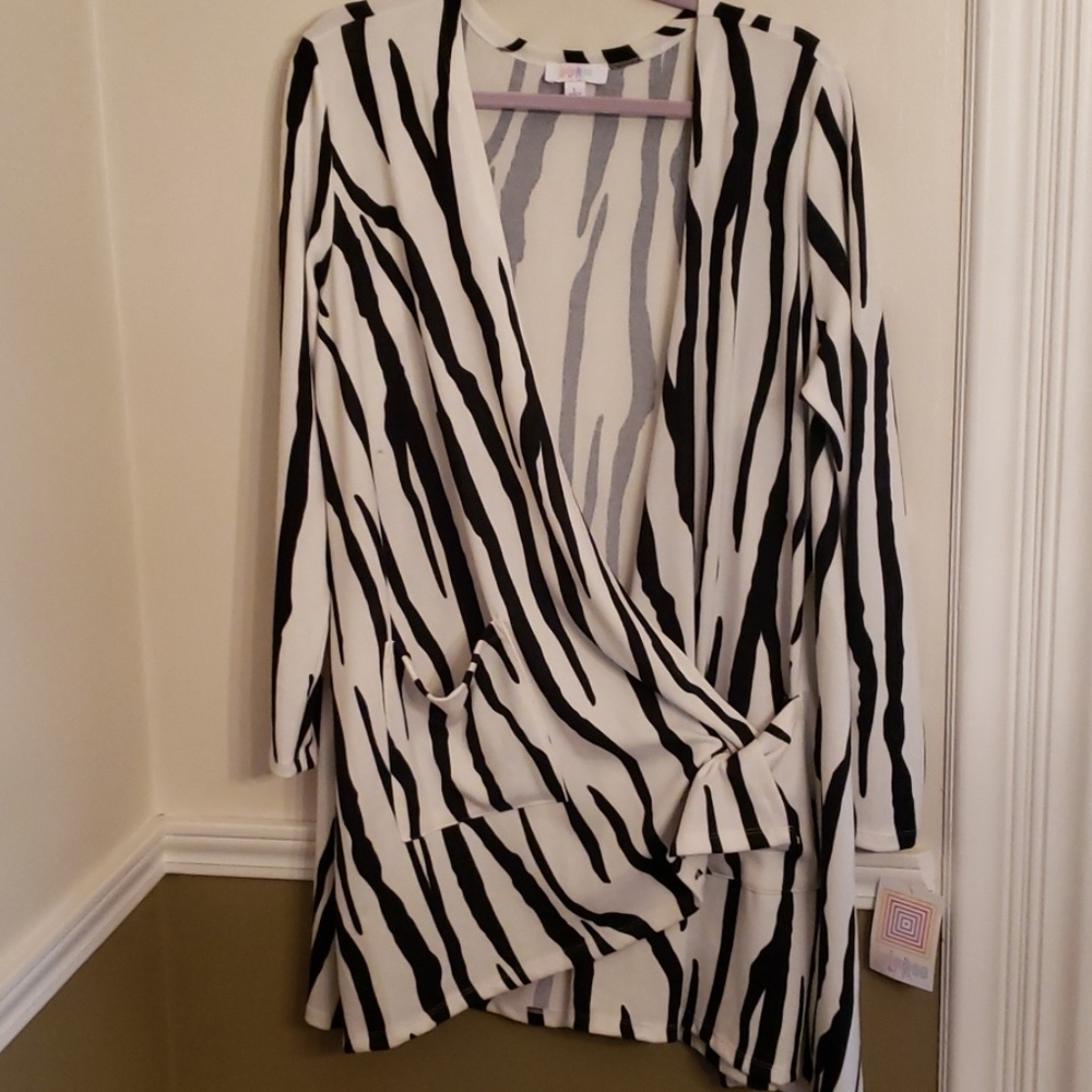 Lularoe Caroline, zebra print,  Large